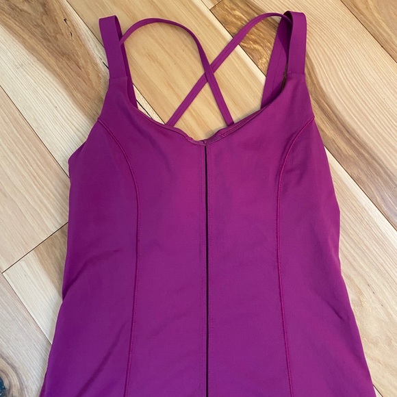 Lulu Lemon stappy detailed tank top - Picture 6 of 7